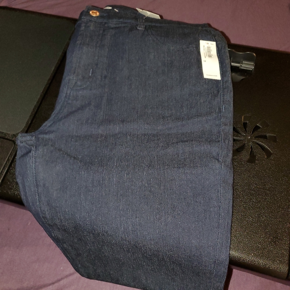 Old Navy Jeans - Picture 2 of 3